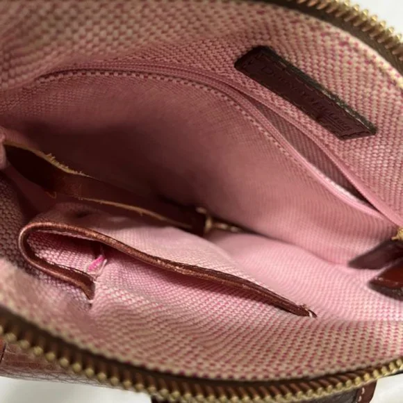 DOONEY & BOURKE Brown Pebble Leather Crossbody Bag - Picture 14 of 16